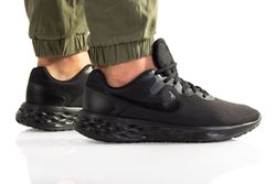 Nike revolution 6nn black